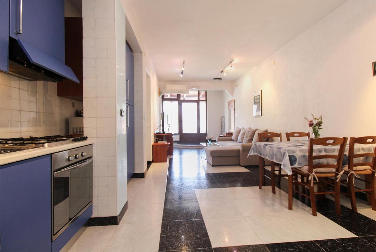 2281 Apartman *