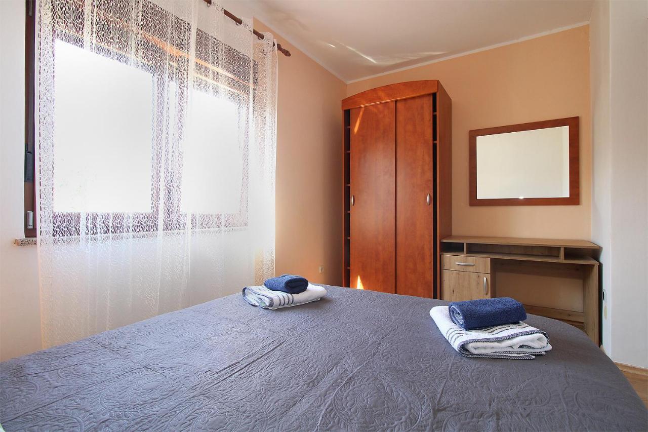 Apartman 2281 *